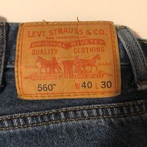 Levi 560 Like New (40x30)